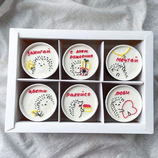 Набор тортов с ежиками на день рождения