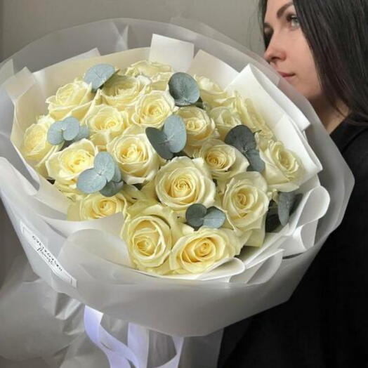 19 белая роза