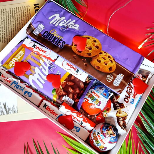 Набор сладостей Kinder и Milka