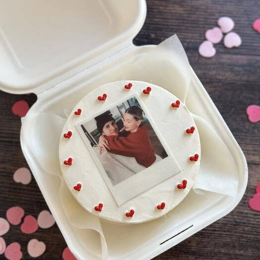 Бенто-торт с фото и сердечками к 14 февраля