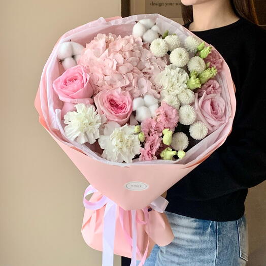 Букет «Розовый сахар» с пионовидными розами, гортензией, хлопком🌸
