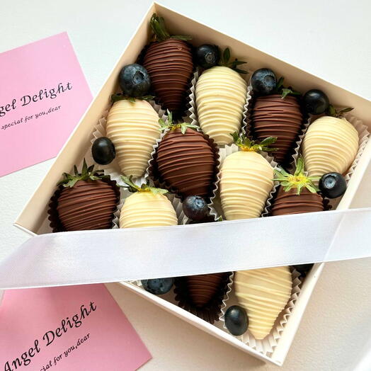 Клубника в шоколаде "Double berry"S (9-16 ягод)