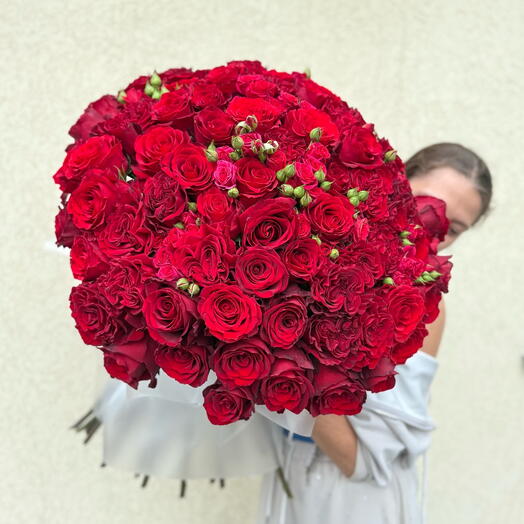 Total Red  / Страстный повод (букет микс)