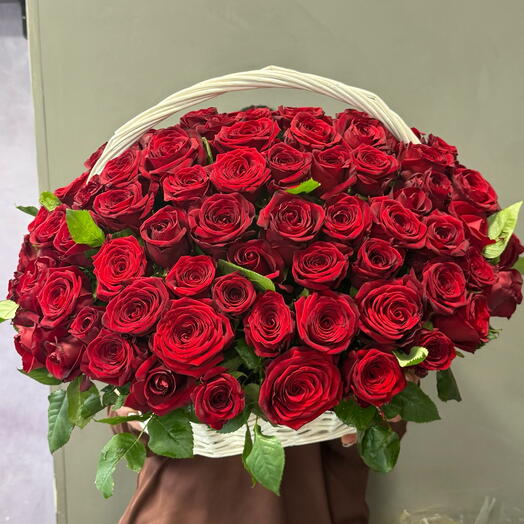 Корзина с цветами роза красная 🫶