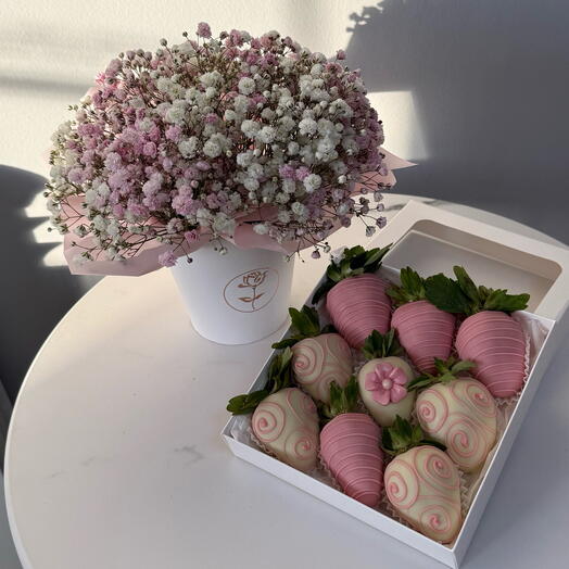 Гипсофила и клубника в шоколаде нежный набор 💕