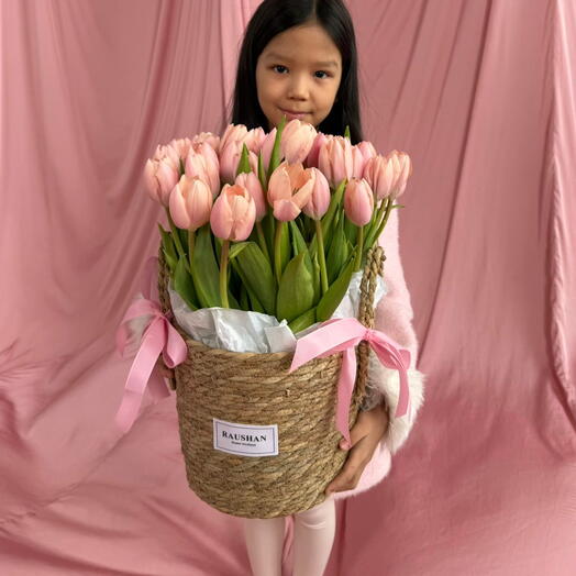 Розовое кашпо