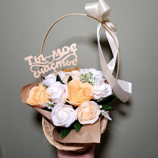 Композиция из пенных мыльных роз