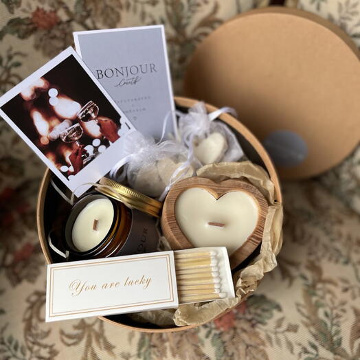 Подарочный набор "КРАФТИ" с аромасвечами