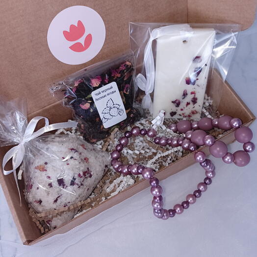 Подарочный набор на 8 марта: комплект украшений на регулируемой застёжке, соль для ванн, чай, аромасаше любимой / маме / бабушке