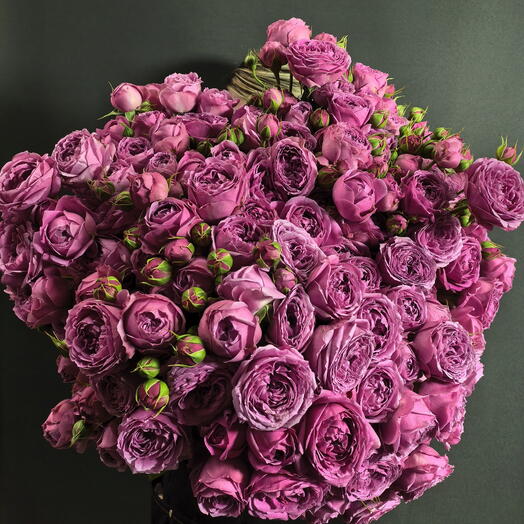 Большой букет пионовидных роз 🌹