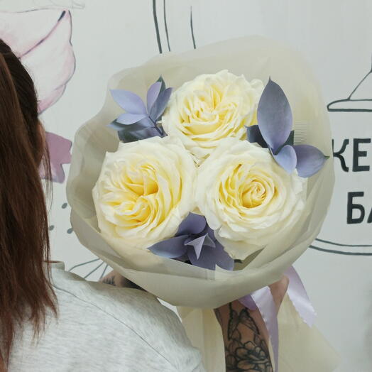 Авторский букет 🩷| В кремовых оттенках 🌸| С добавлением сереневого рускуса🩷|