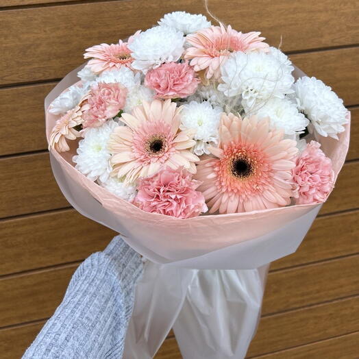 Авторский букет с герберами и хризантемой 🌸