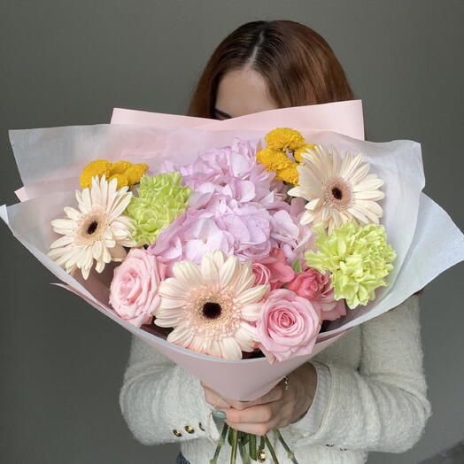 Дофаминовый букет с гортензией и герберой 🌸