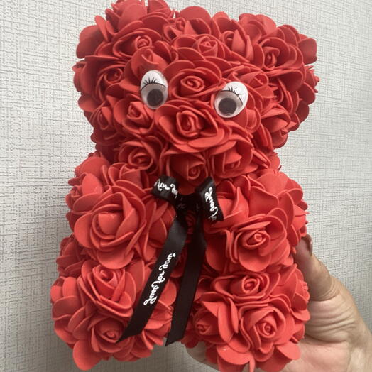 Мишка из декоротивных роз ( красный)