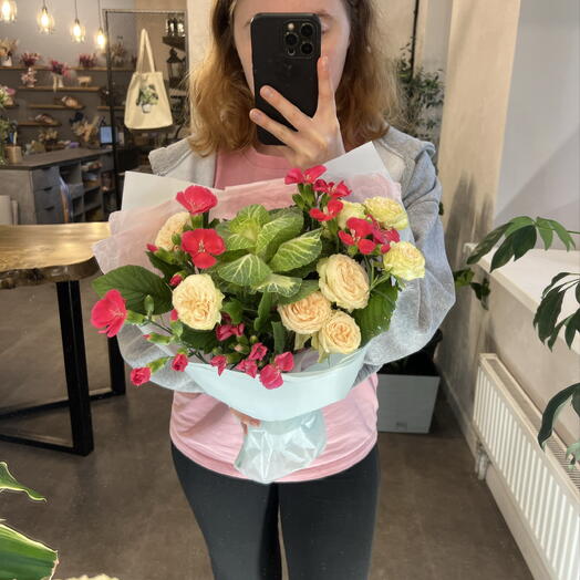 Букет с брассикой