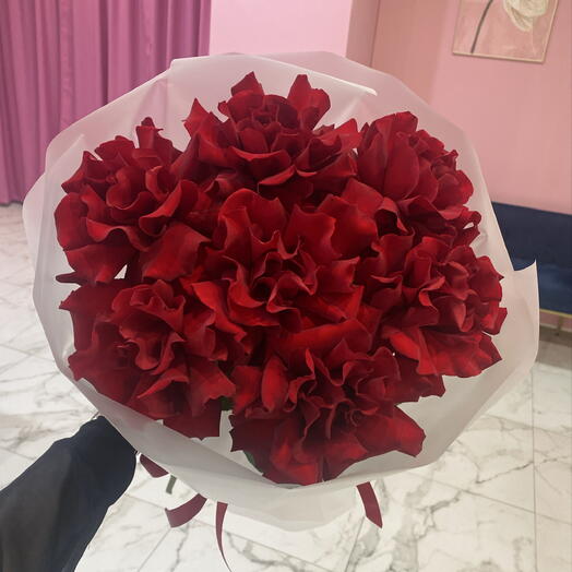Букет из 7 ажурных роз