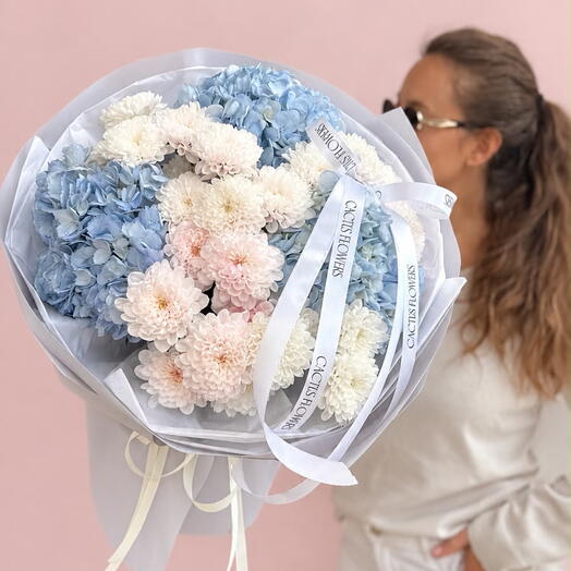 Дуо букет гортензия и хризантема BLUE