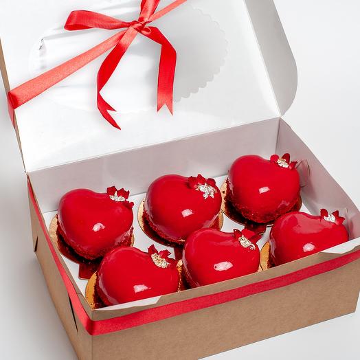 Set of heart cakes