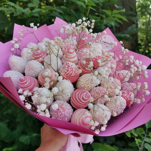Fresa en chocolate + gypsophila "Ternura" 💓