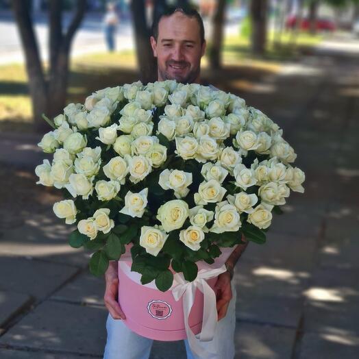 101 rosa blanca en una Caja