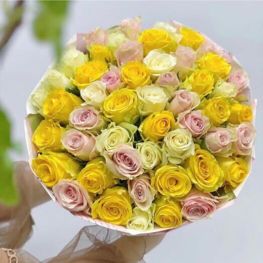 51 Mixed Roses Bouquets