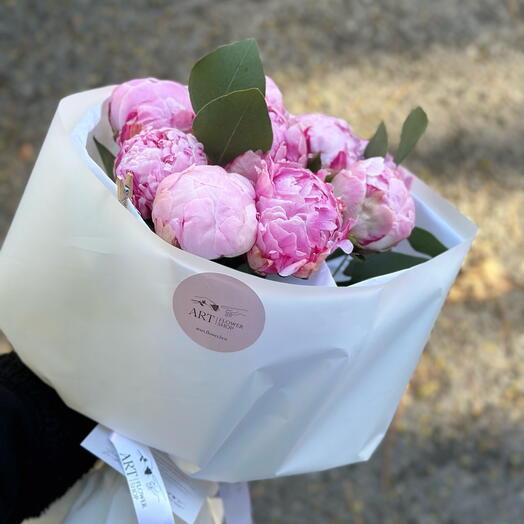 Peony love