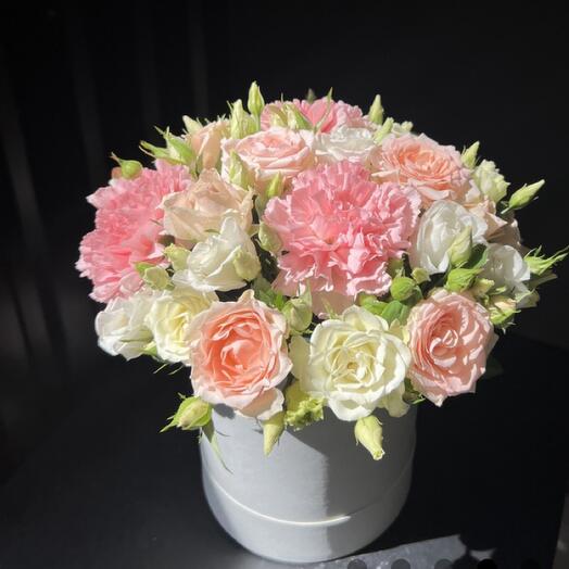 Flowers in a box (size S)