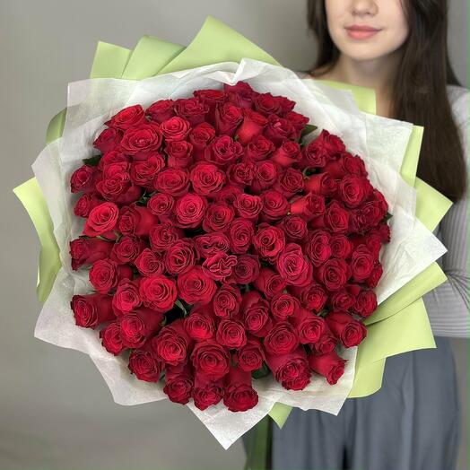 Букет из 101 красной розы (50 см)