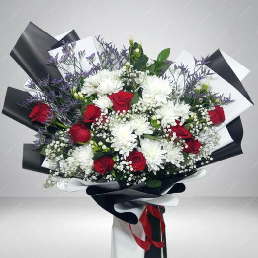 Bouquet of "Red and White Romance"