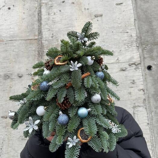 Цветы в коробке