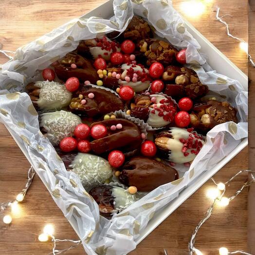 Финики в шоколаде 16 шт