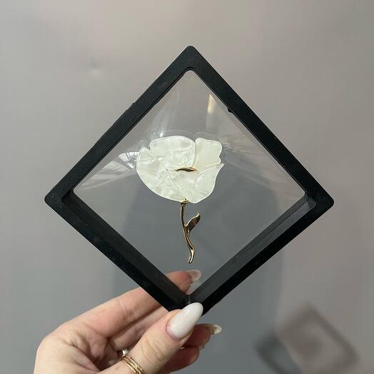 Брошь «белый мак»