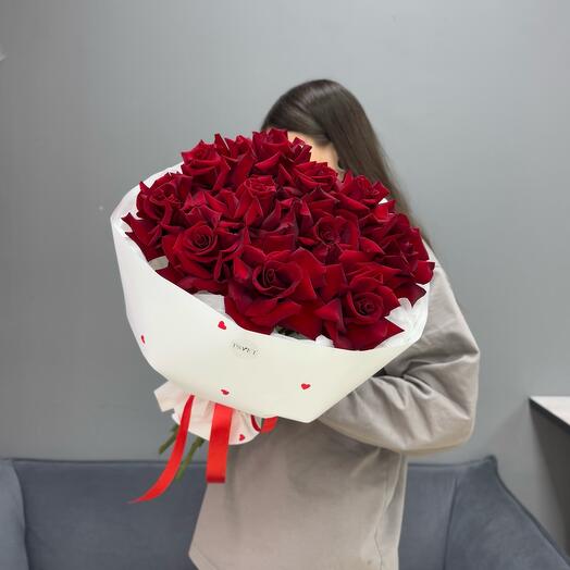 «Lovers» букет бордовых роз