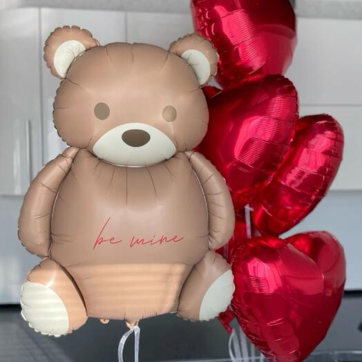 Мишка с сердцами