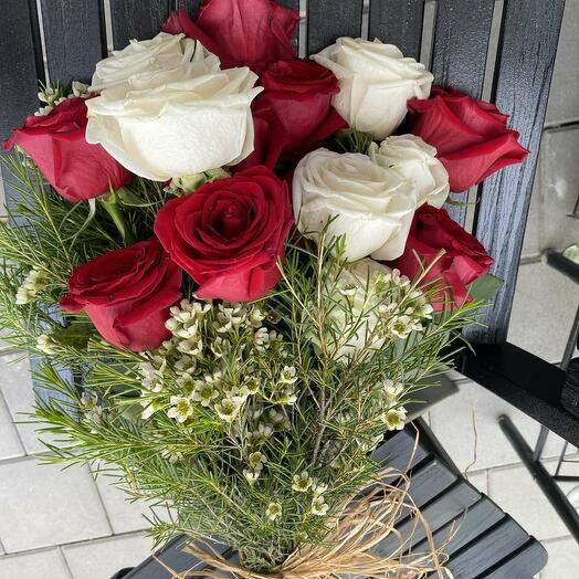 Red/white roses