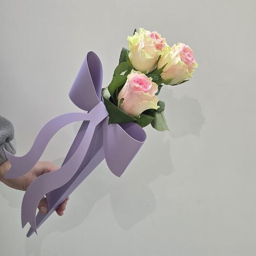 Трио из розовых роз🎀