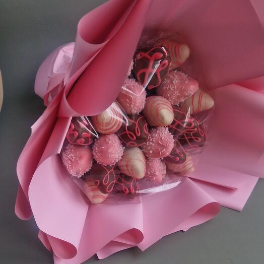 Клубника в шоколаде букет