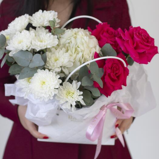 Сборная сумка цветов