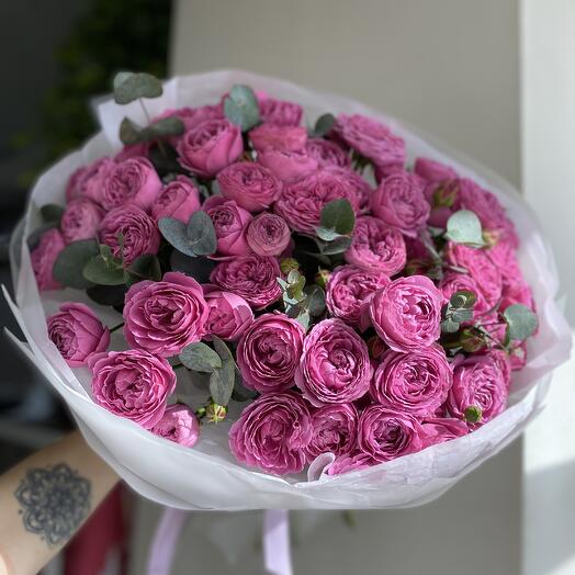 Кустовые розы Мисти Бабблс 21шт