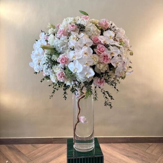 Mix colour round arrangement