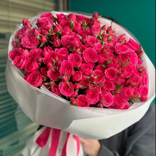 Букет из кустовых роз «Софи»