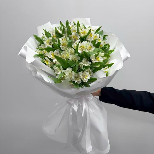 Белая альстромерия 15 шт