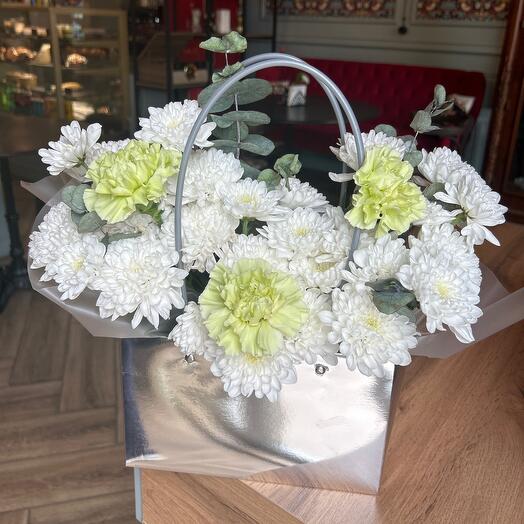 Сумочка с хризантемами Серебро