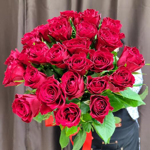 29 красных роз