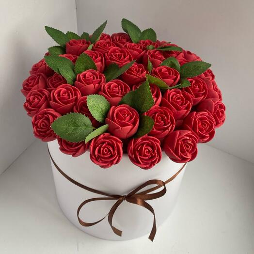 Алые розы🌹