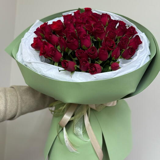Букет из 51 красной розы