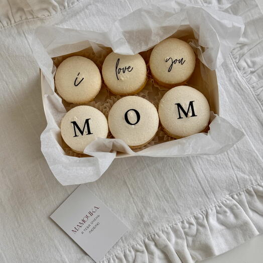 Набор макарон на 6 штук I love you MOM