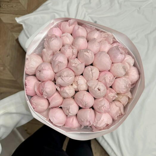 Букет пионов 45 шт