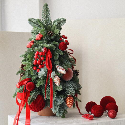 Ruby red Christmas tree