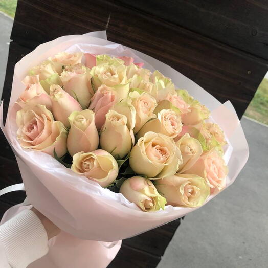 Букет из розовой розы 31 шт